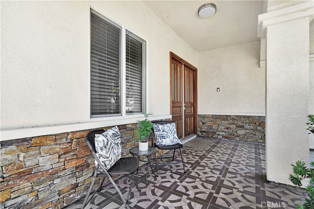 1010 W McFadden Avenue