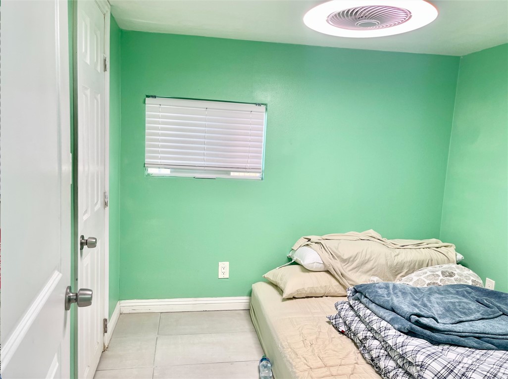 14352 Beach Boulevard 7