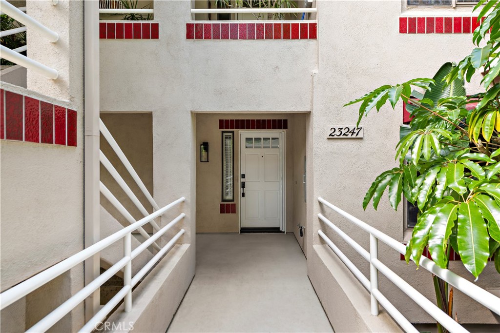 23247 Cherry Hills 46