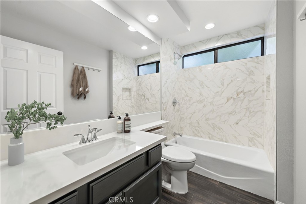 23247 Cherry Hills 46