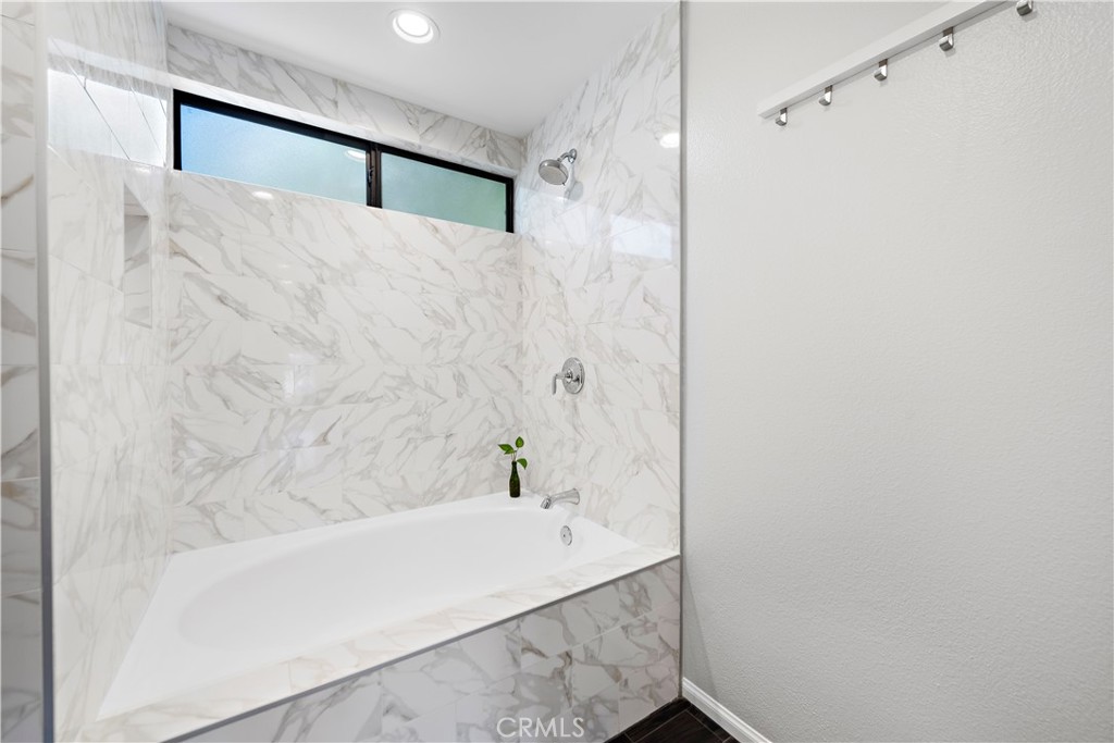 23247 Cherry Hills 46