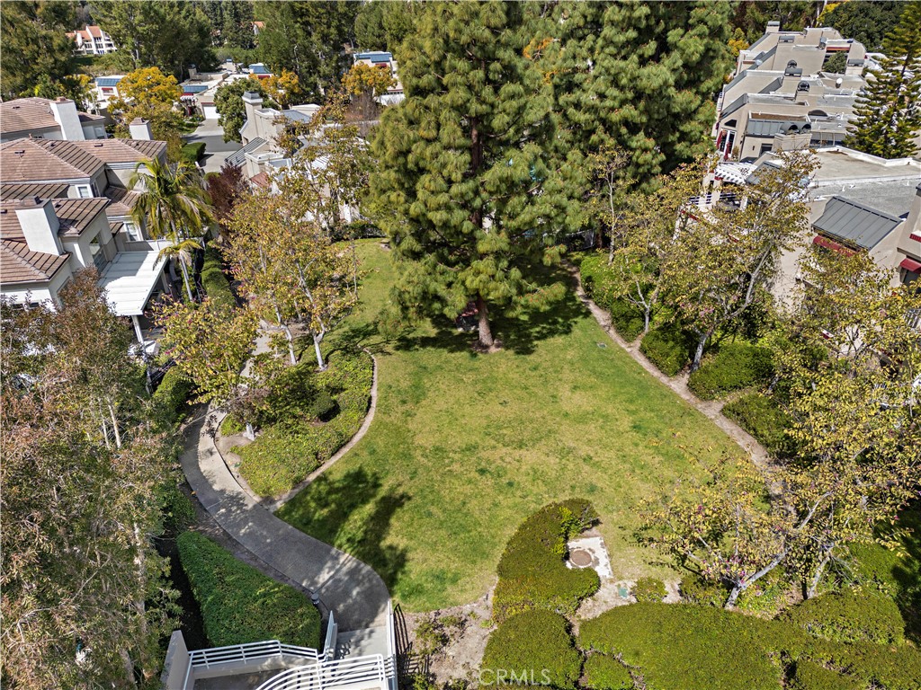 23247 Cherry Hills 46