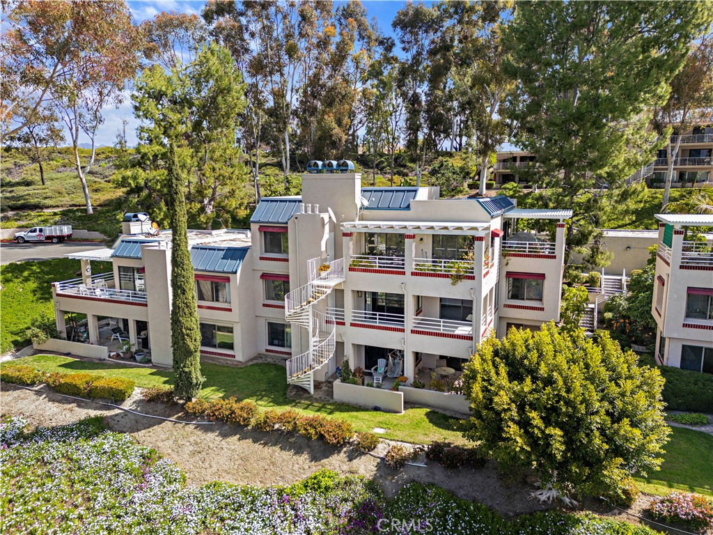 23247 Cherry Hills 46