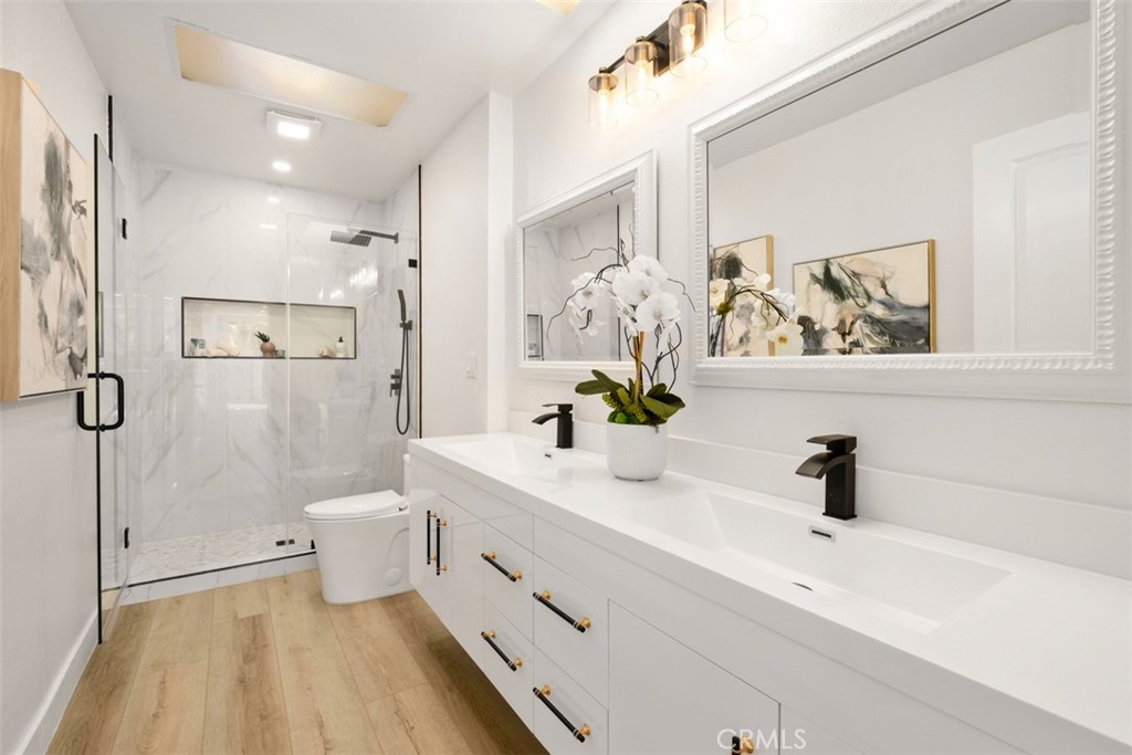 12 Redwood Tree Lane