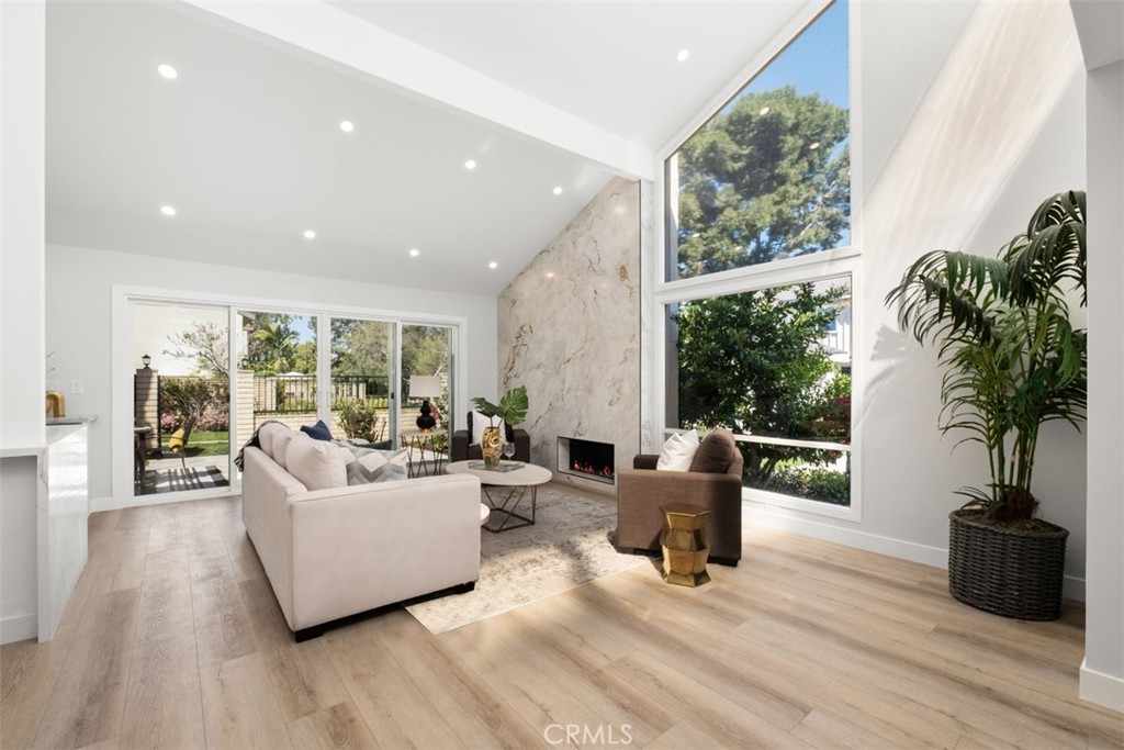 12 Redwood Tree Lane