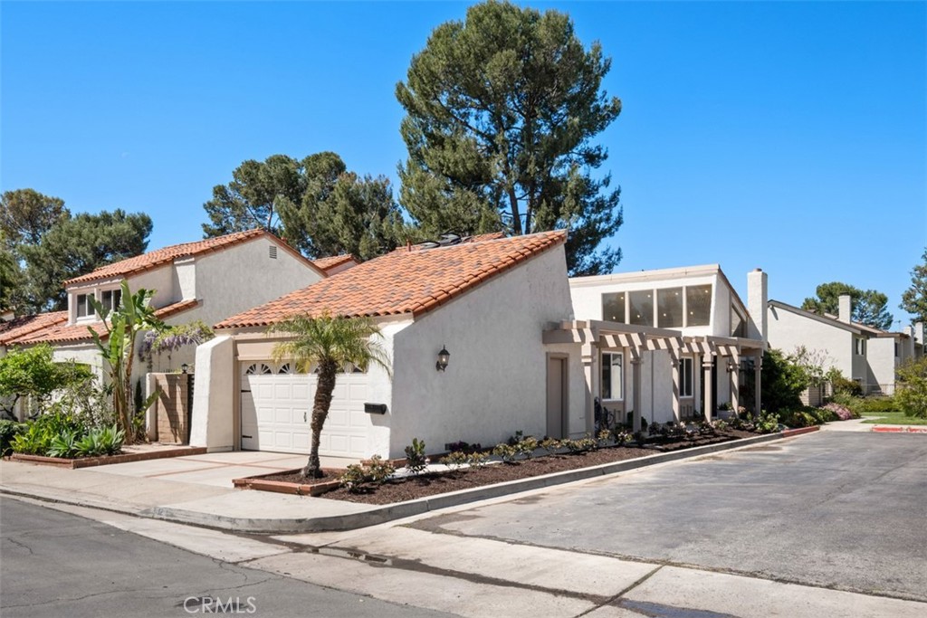 12 Redwood Tree Lane