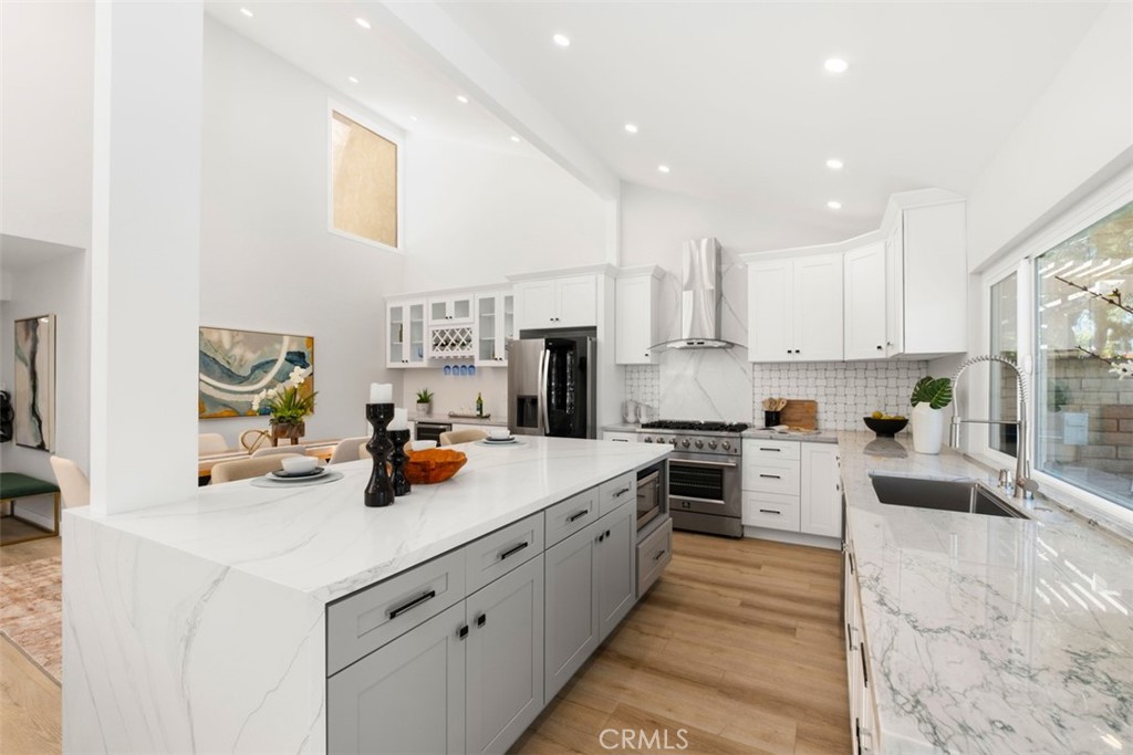 12 Redwood Tree Lane