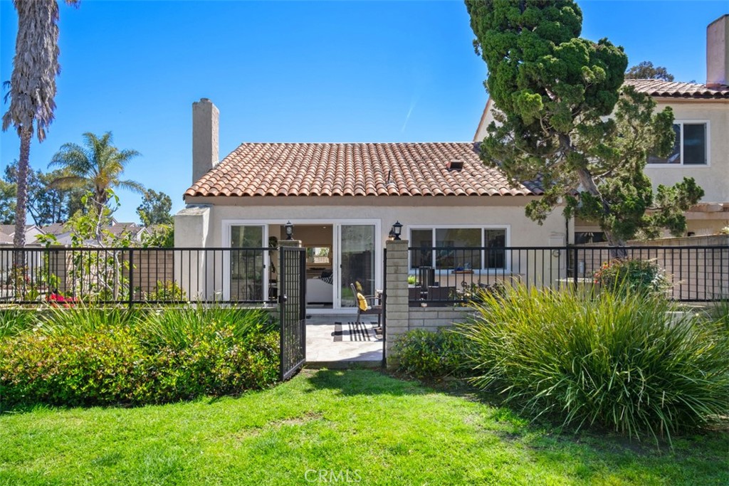 12 Redwood Tree Lane