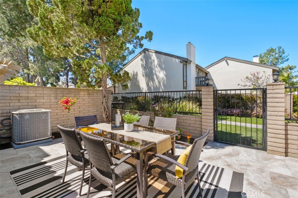 12 Redwood Tree Lane