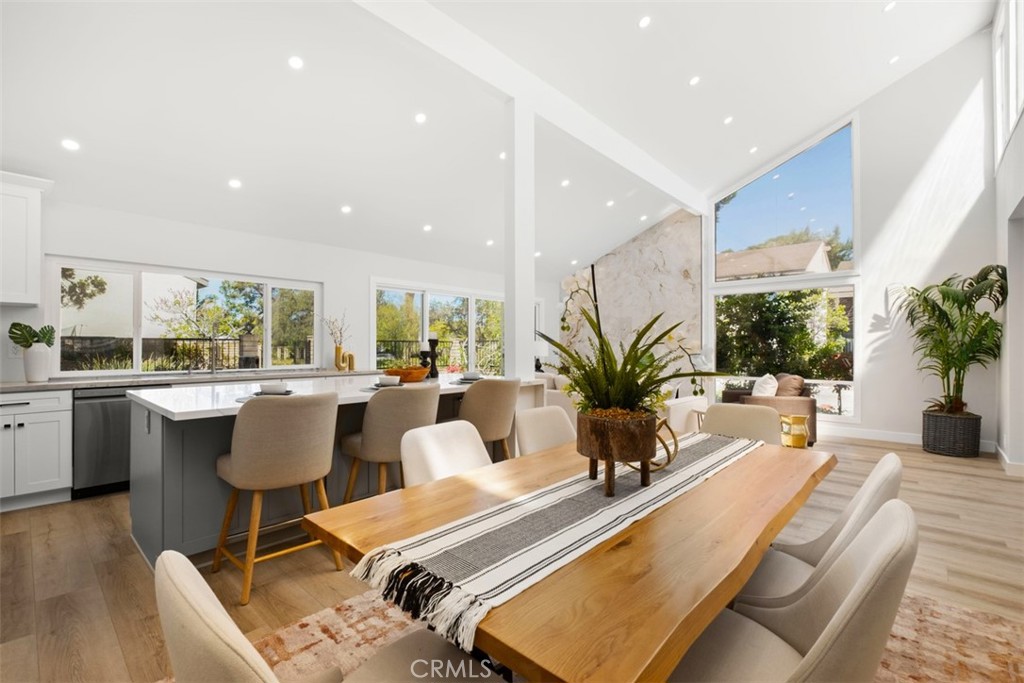 12 Redwood Tree Lane