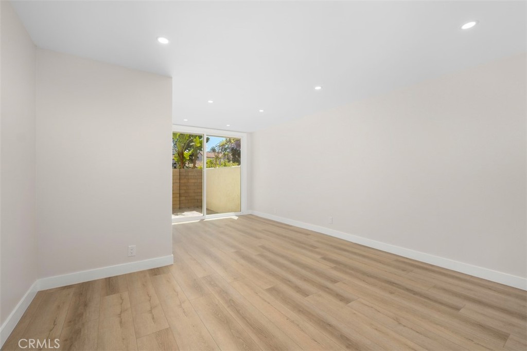 12 Redwood Tree Lane