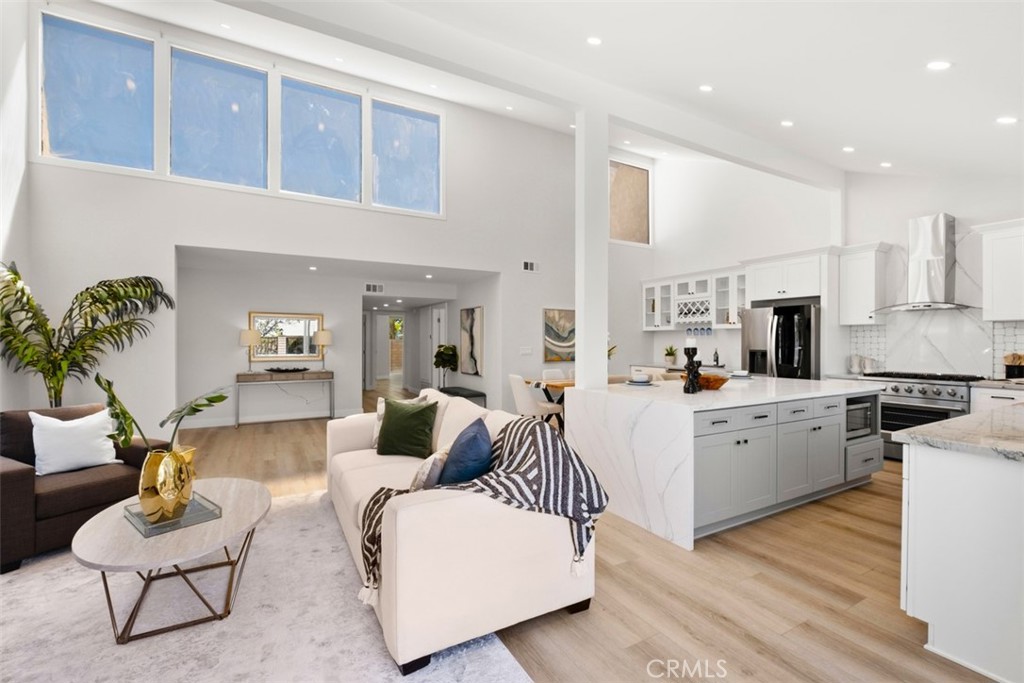 12 Redwood Tree Lane