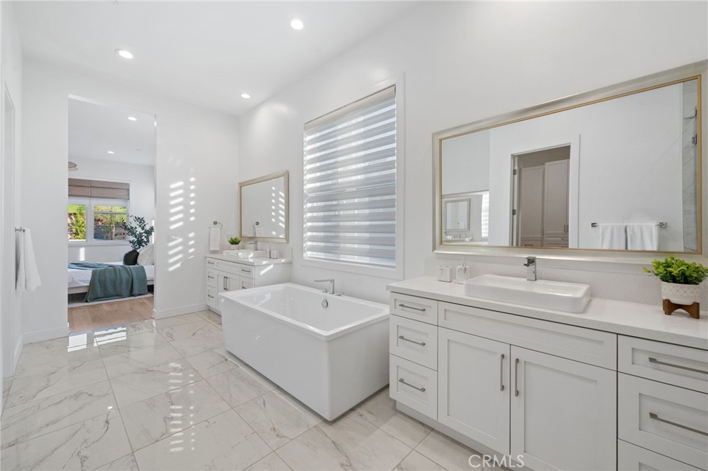 33590 Paseo Eternidad