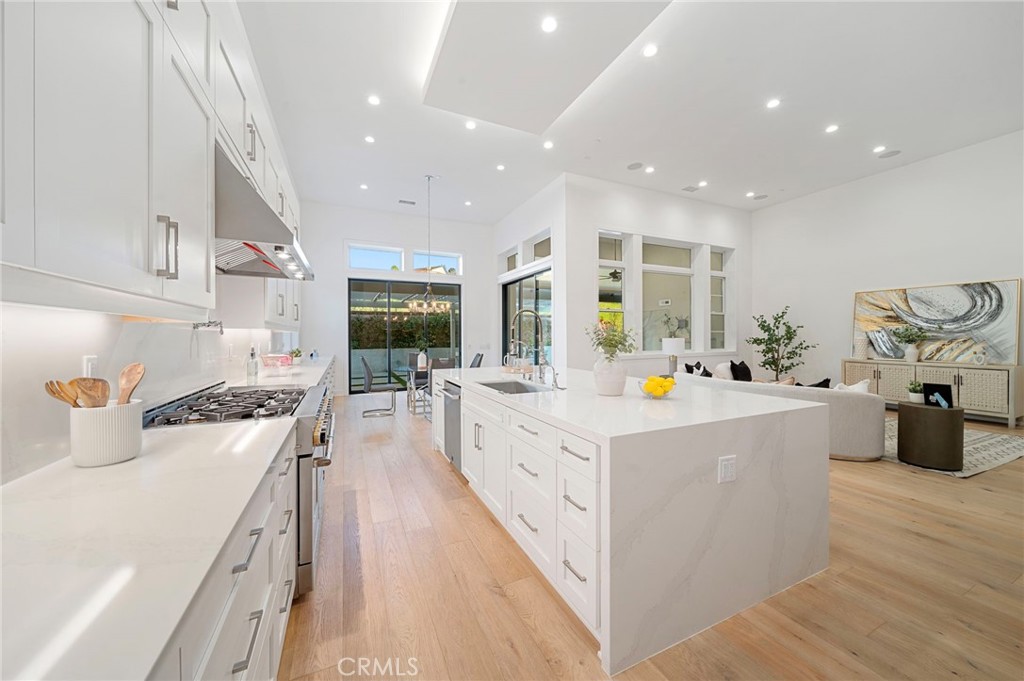 33590 Paseo Eternidad