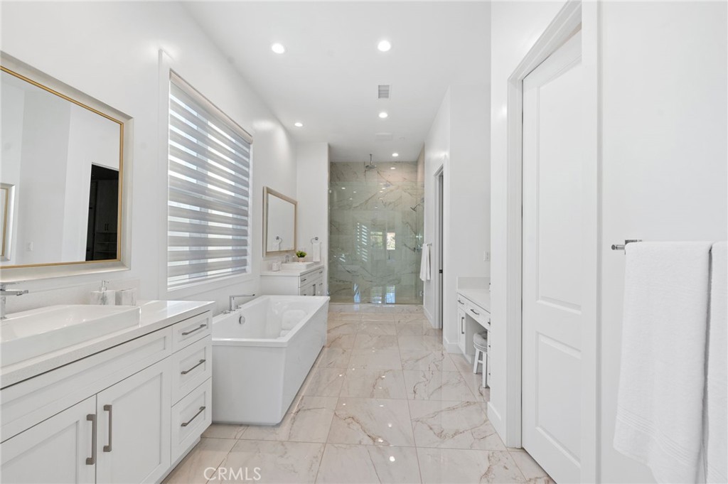 33590 Paseo Eternidad