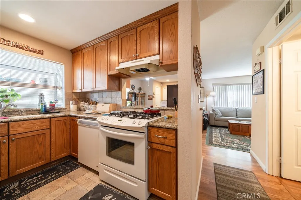 43485 30th Street W # 4