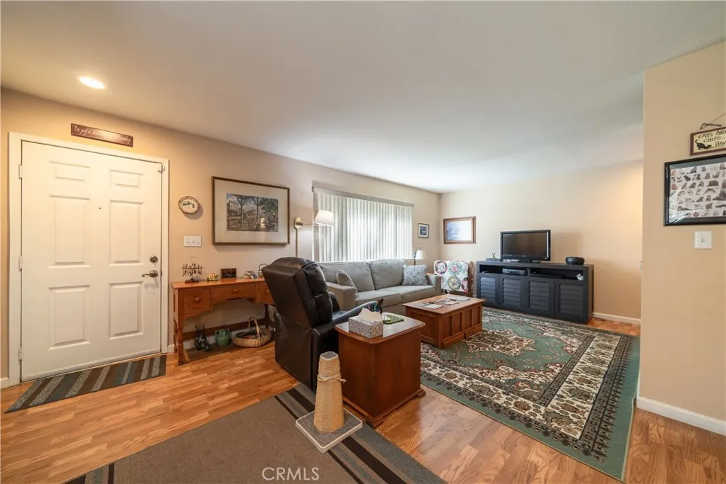 43485 30th Street W # 4