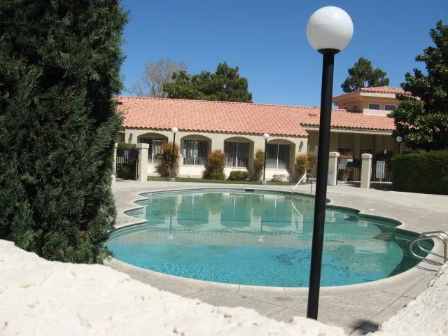 43485 30th Street W # 4