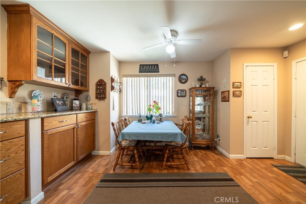 43485 30th Street W 4