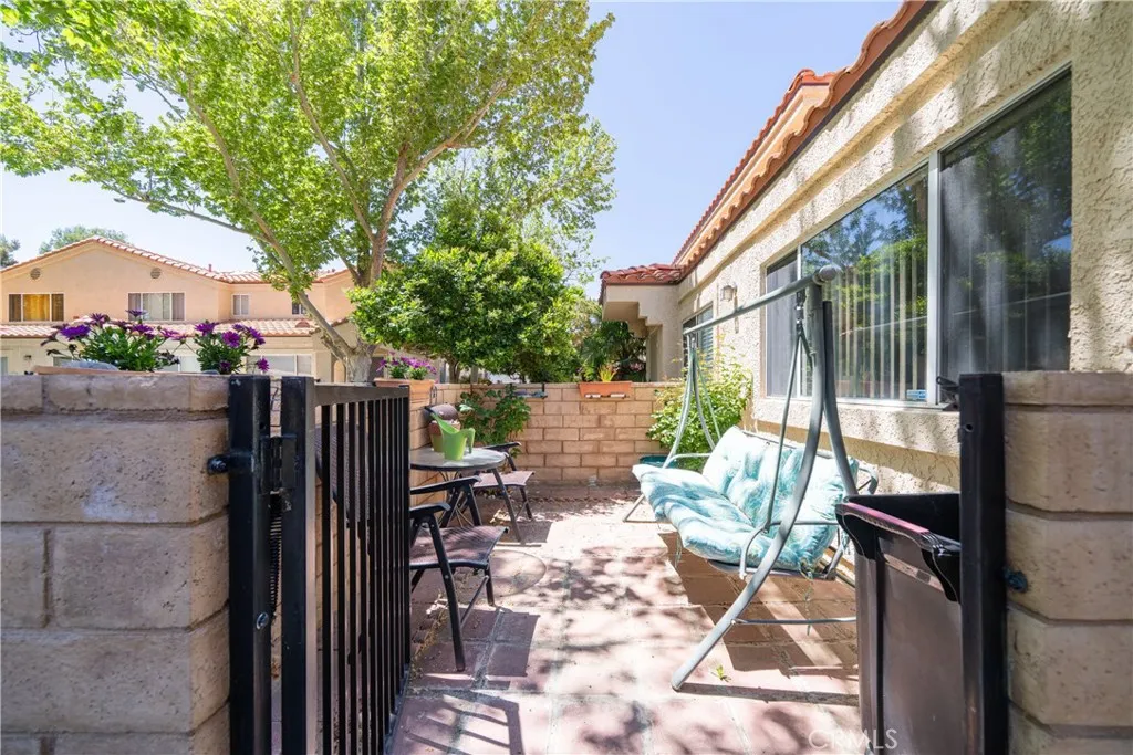 43485 30th Street W # 4