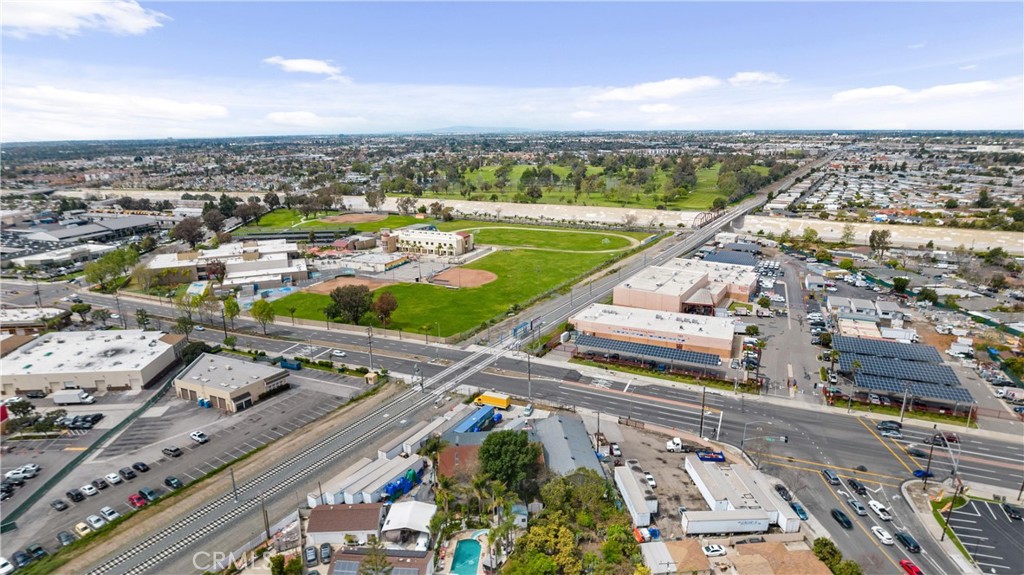 711 N Fairview Street