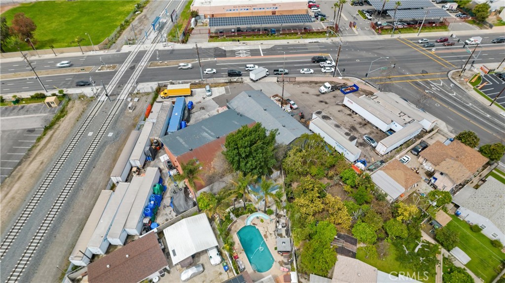 711 N Fairview Street