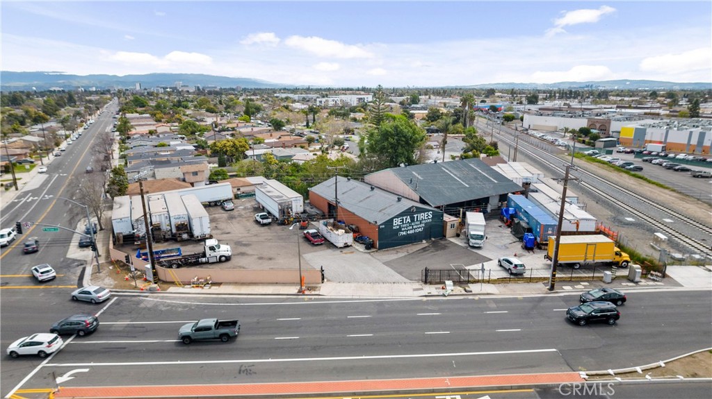 711 N Fairview Street