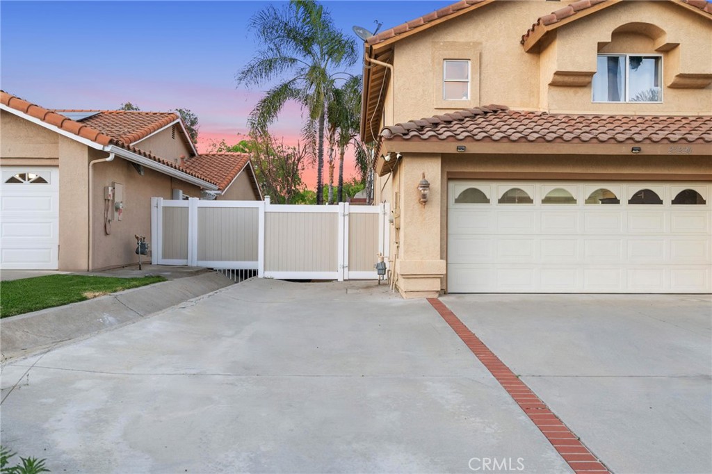 25220 Corte Sombrero