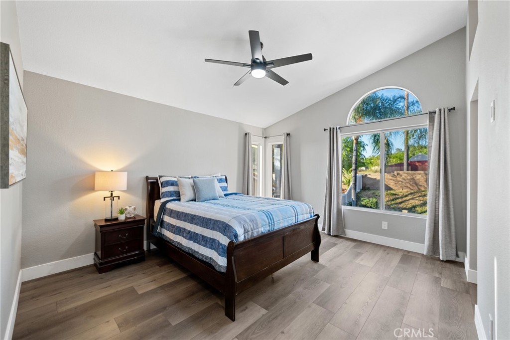 25220 Corte Sombrero