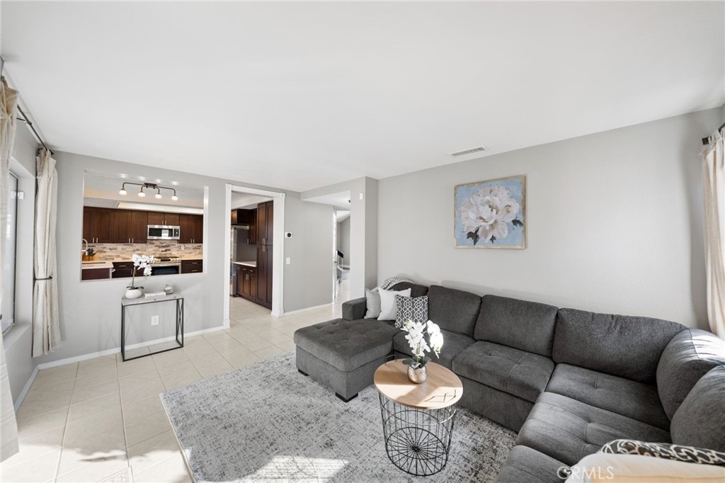 25220 Corte Sombrero