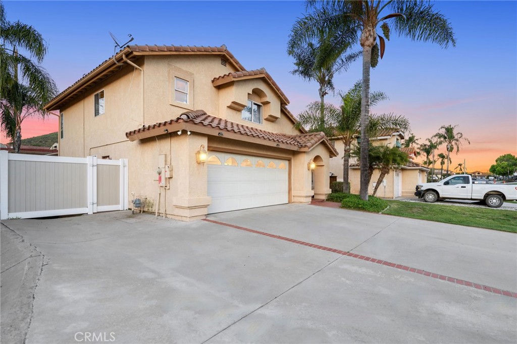 25220 Corte Sombrero