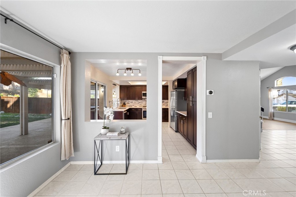 25220 Corte Sombrero