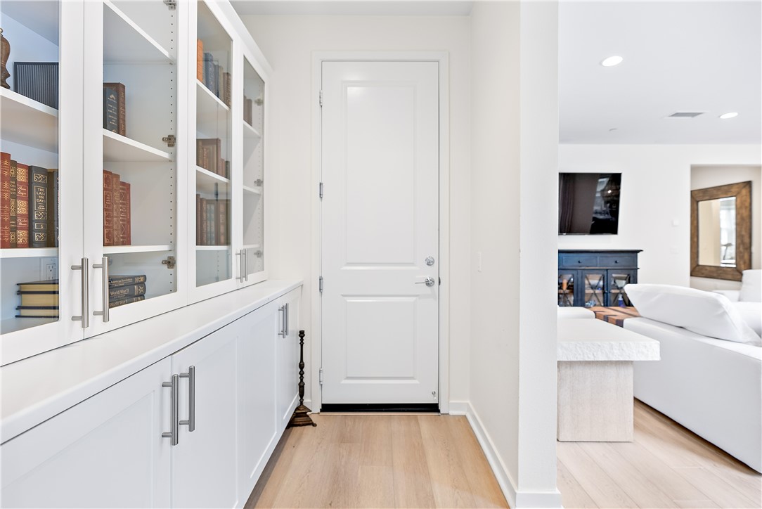 42 Alienta Lane