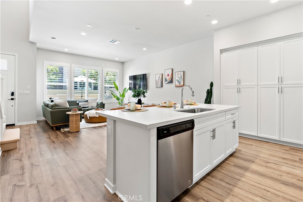 210 Alienta Lane