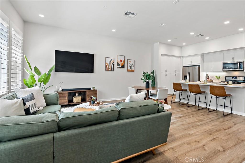 210 Alienta Lane