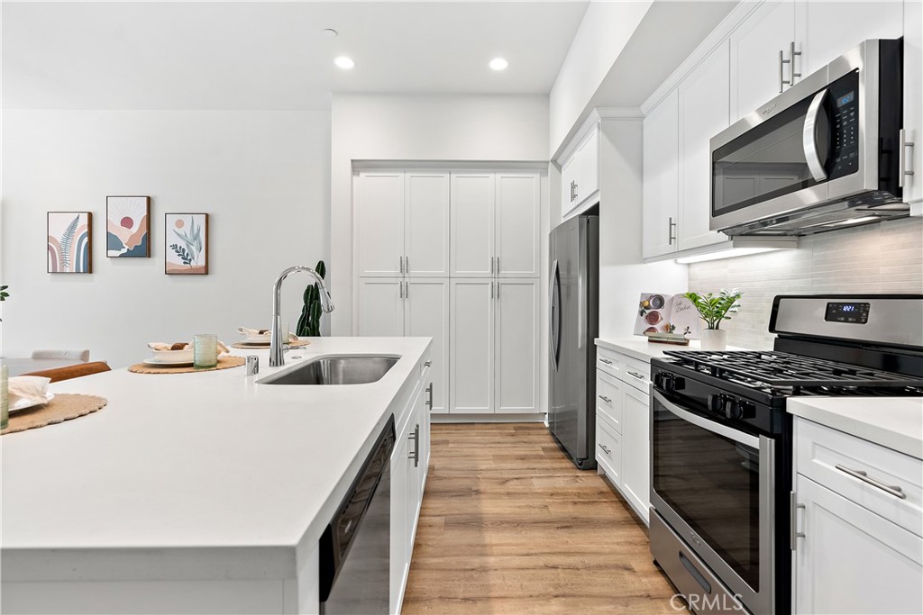 210 Alienta Lane