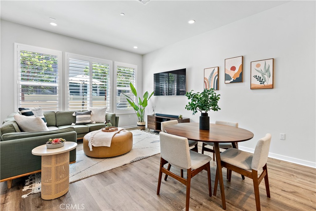 210 Alienta Lane