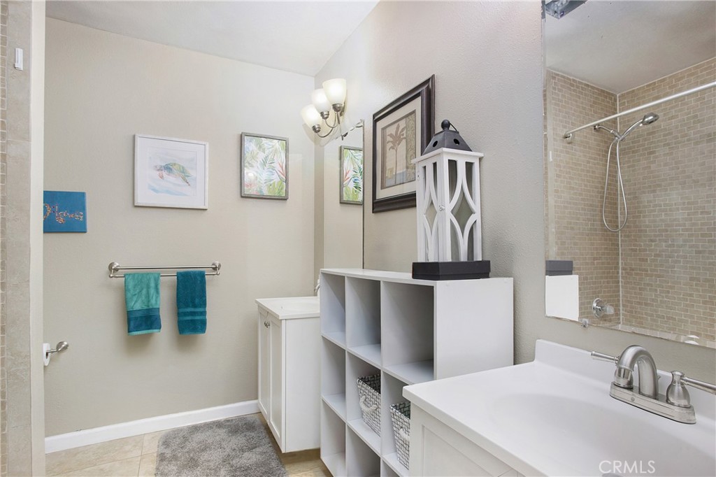 22345 Blueberry Lane