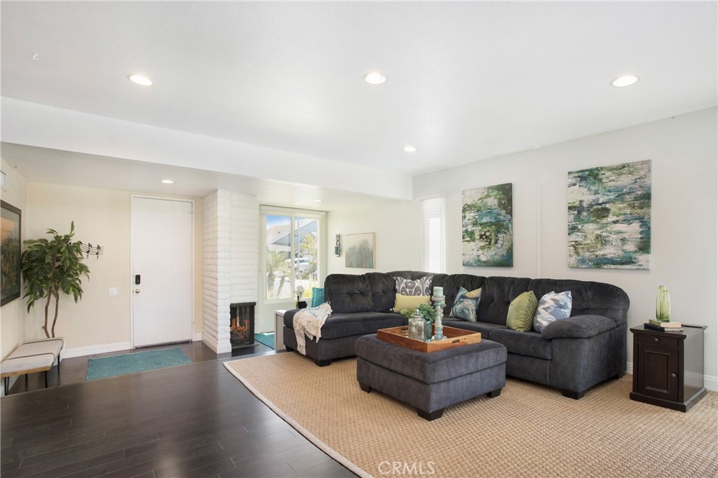 22345 Blueberry Lane