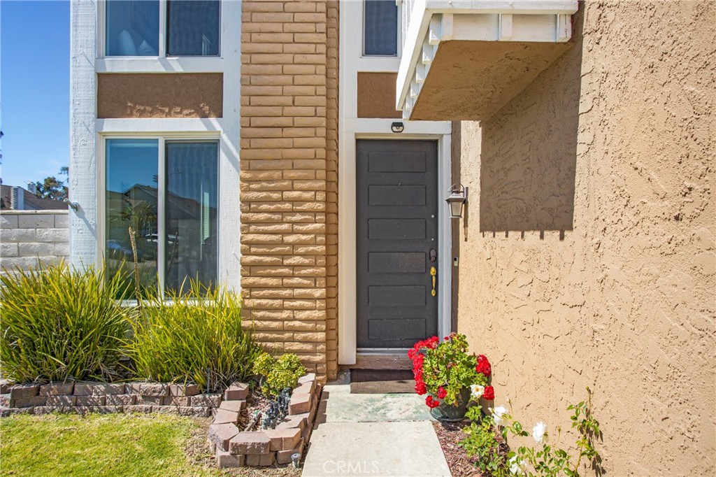 22345 Blueberry Lane