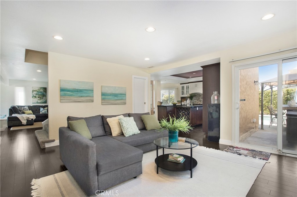 22345 Blueberry Lane