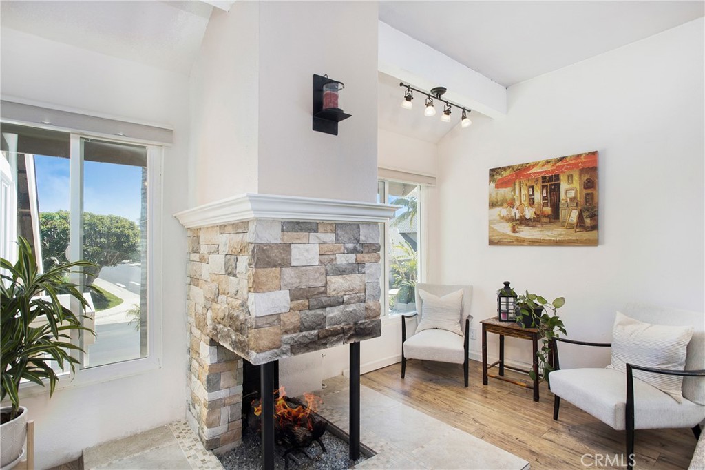 22345 Blueberry Lane