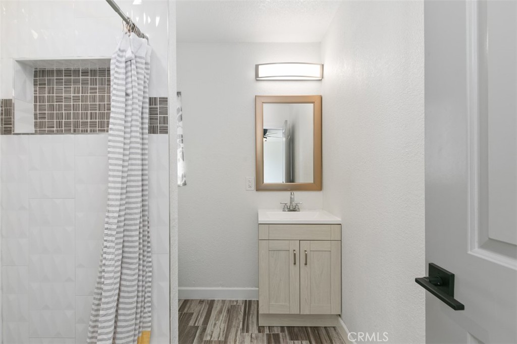 2836 W Elmlawn Drive