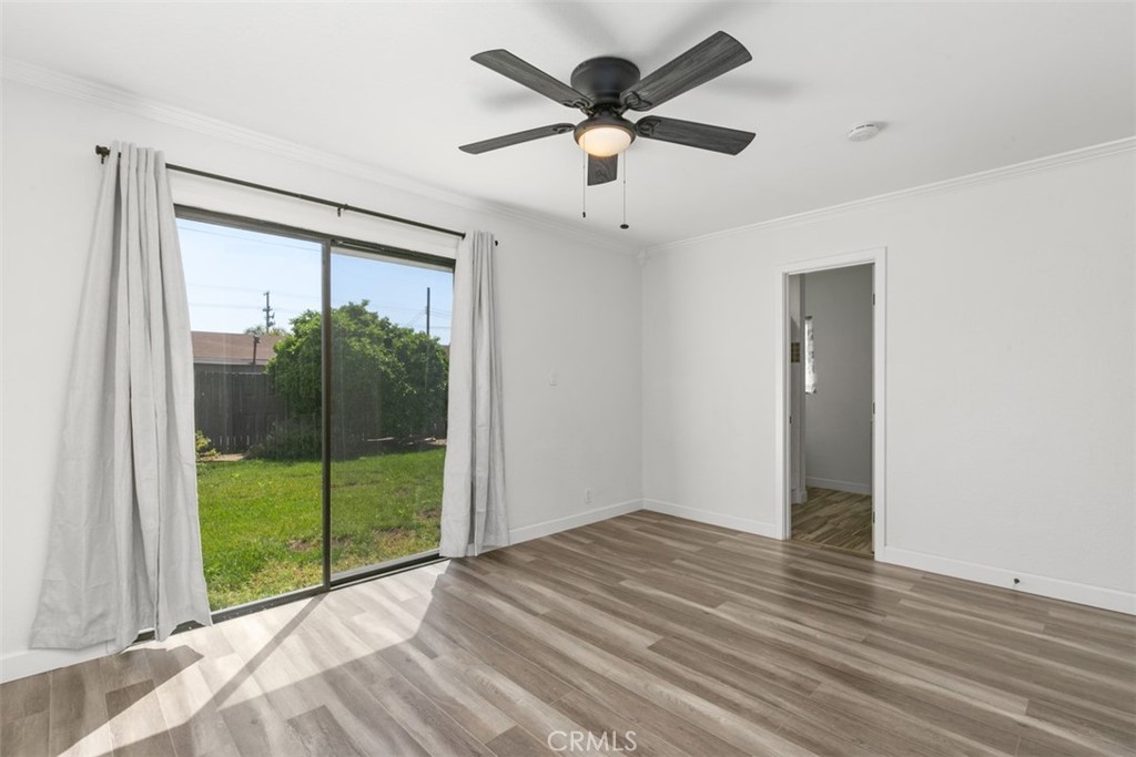 2836 W Elmlawn Drive