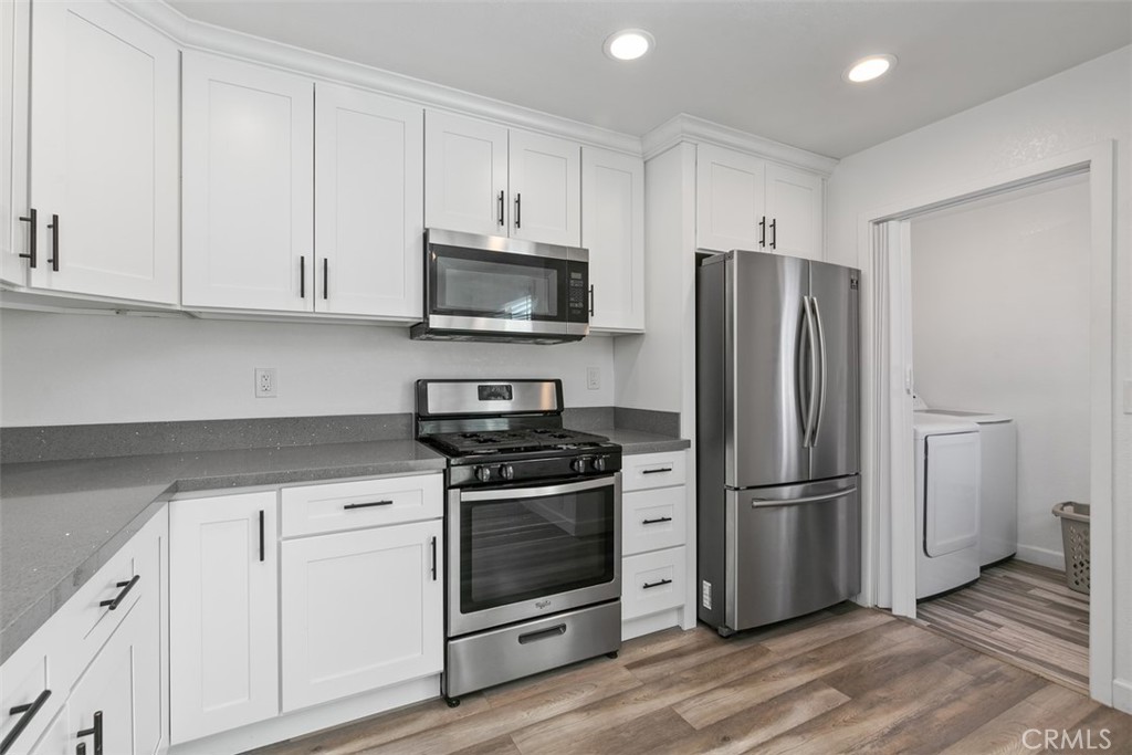 2836 W Elmlawn Drive