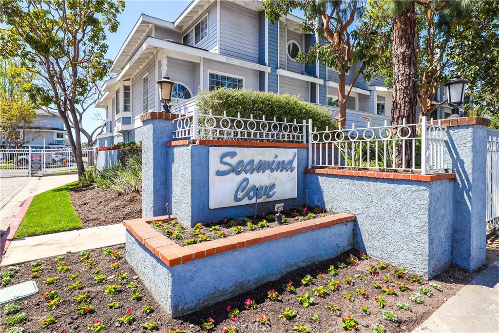 19096 Queensport Lane C