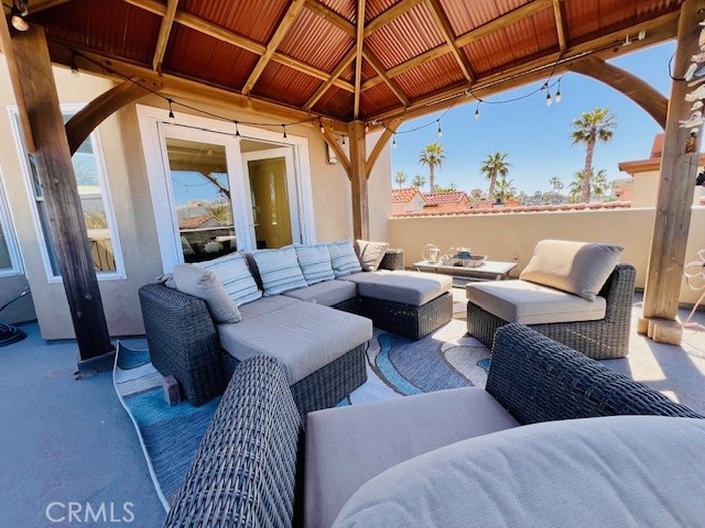 409 N Tremont Street