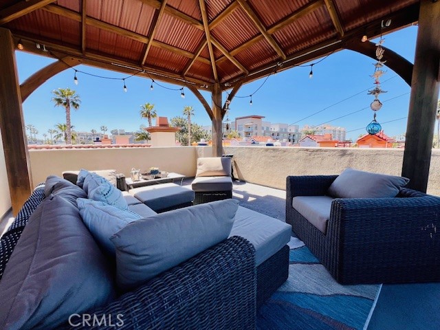 409 N Tremont Street