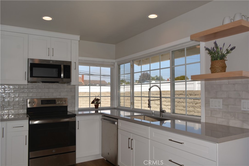 17161 Kristopher Lane