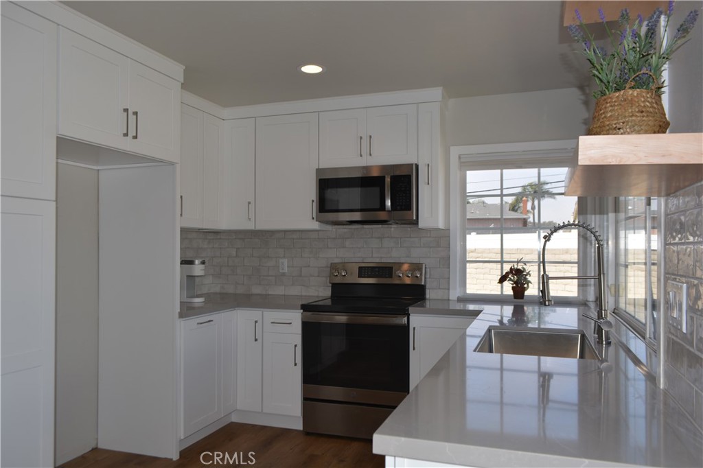 17161 Kristopher Lane